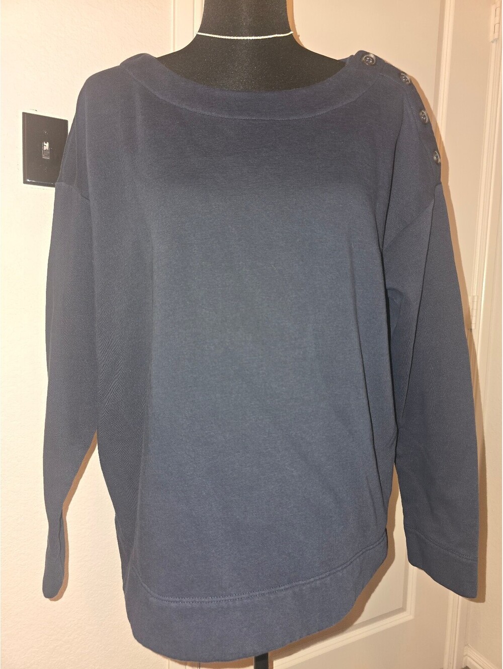 Banana Republic Navy Blue Fleece Pullover Sweatshirt with Shoulder Buttons, Size
